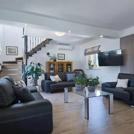 Palera 1500m Beach Villa