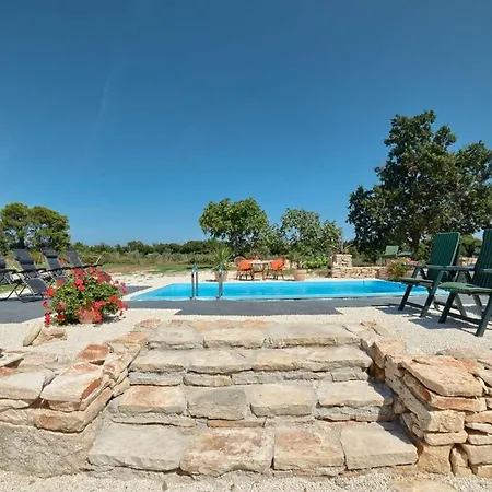 Palera 1500m Beach * Ližnjan
